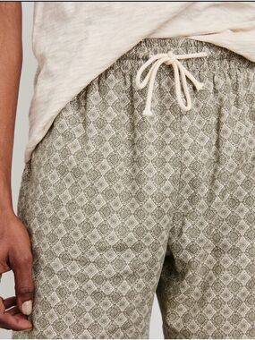 Rails Men's Aries Shorts Oat Olive Lined Shorts‎ is Size Medium Pockets $128